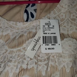 Sleeveless Lace Shift Dress in Ivory